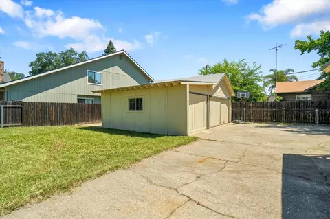 Exterior - 6049 Landis, Carmichael, CA 95608 photo 8 of 13