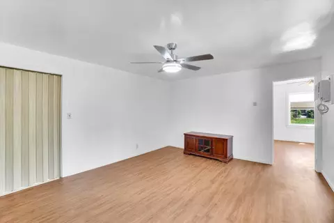 Living - 6049 Landis, Carmichael, CA 95608 photo 2 of 3