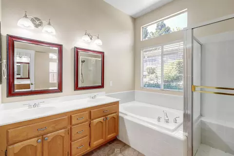 Bath - 2748 Genesee Dr, Rocklin, CA 95765 photo 1 of 7