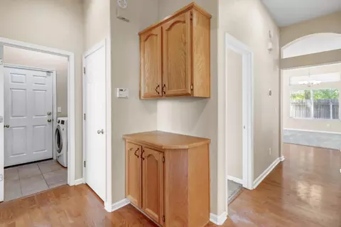 Entry Way - 2748 Genesee Dr, Rocklin, CA 95765 photo 2 of 2