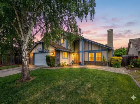 8558 Carlin Ave, Sacramento, CA 95823