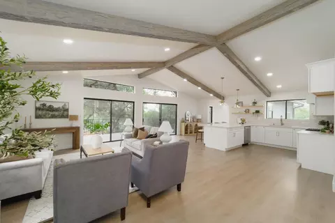 14270 Lodgepole Dr, Penn Valley, CA 95946