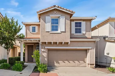 301 Candela Cir, Sacramento, CA 95835