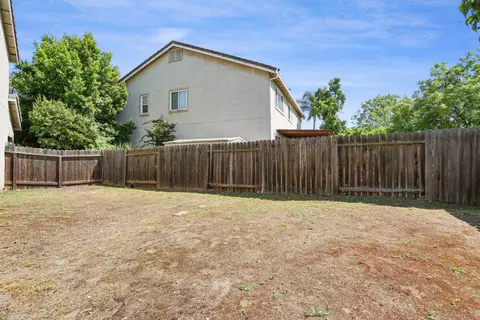 Exterior - 465 Olympus Way, Manteca, CA 95336 photo 12 of 12