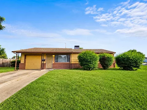 7729 Bellini Way, Sacramento, CA 95828