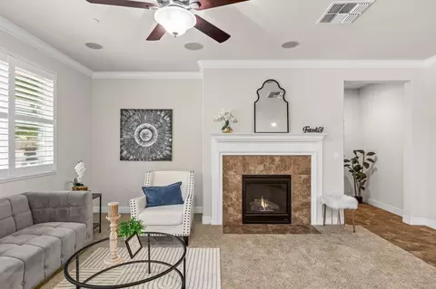 Living - 2634 Steeple Run Ln, Manteca, CA 95336 photo 2 of 3