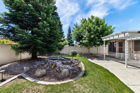 Exterior - 2634 Steeple Run Ln, Manteca, CA 95336 photo 9 of 20