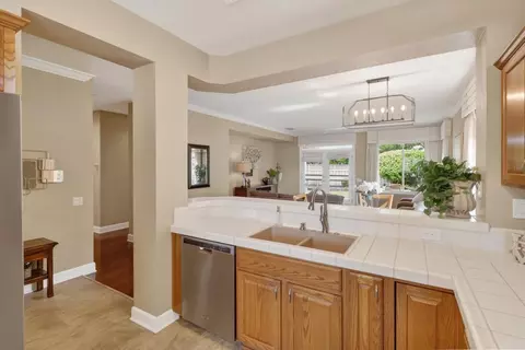 Kitchen - 1561 1561 Hackberry Ln, Lincoln, CA 95648 photo 8 of 8
