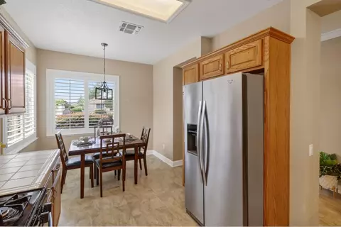 Kitchen - 1561 1561 Hackberry Ln, Lincoln, CA 95648 photo 2 of 8