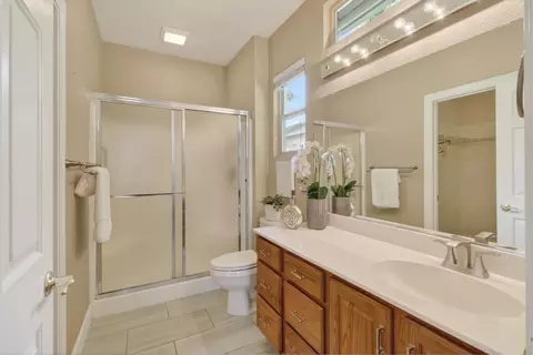 Bath - 1561 1561 Hackberry Ln, Lincoln, CA 95648 photo 1 of 2