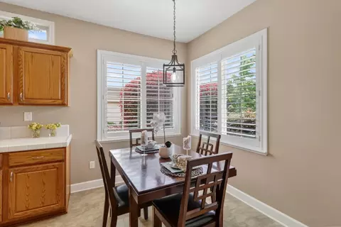 Dining - 1561 1561 Hackberry Ln, Lincoln, CA 95648 photo 5 of 5