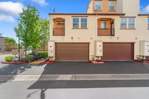 3957 Forest Cir, Castro Valley, CA 94546