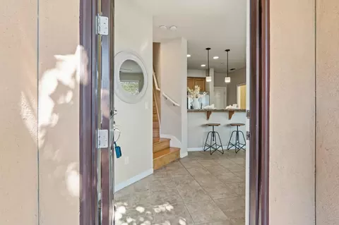 Entry Way - 3957 Forest Cir, Castro Valley, CA 94546 photo 3 of 5