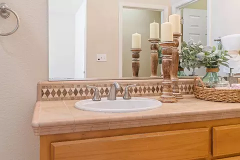 Bath - 3957 Forest Cir, Castro Valley, CA 94546 photo 6 of 7