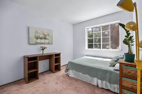 Bedroom - 1001 Ignacio Ct, Pinole, CA 94564 photo 3 of 7