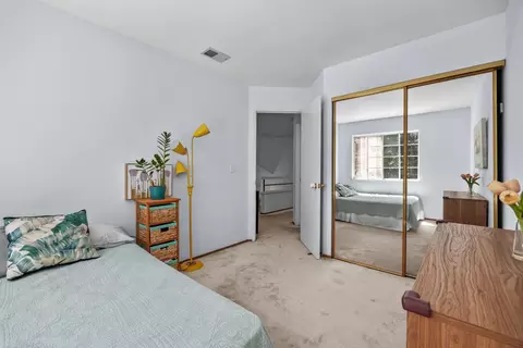 Bedroom - 1001 Ignacio Ct, Pinole, CA 94564 photo 4 of 7