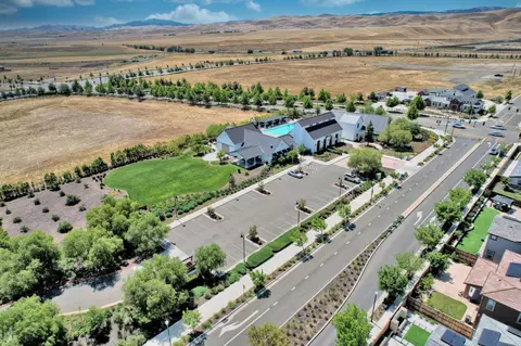 View/Area - 1931 Everest Pl, Tracy, CA 95377 photo 3 of 3