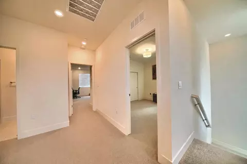 Entry Way - 1931 Everest Pl, Tracy, CA 95377 photo 6 of 6