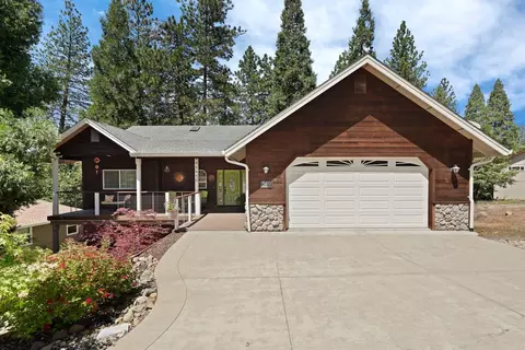 980 Fairway Ct, Murphys, CA 95247