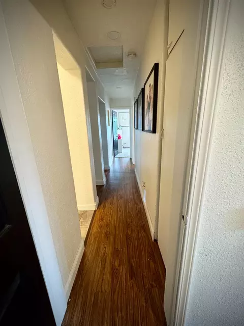 Entry Way - 1535 Melrose Ave, Modesto, CA 95350 photo 1 of 7