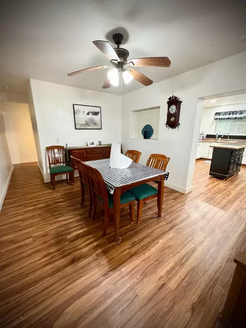 Dining - 1535 Melrose Ave, Modesto, CA 95350 photo 3 of 4