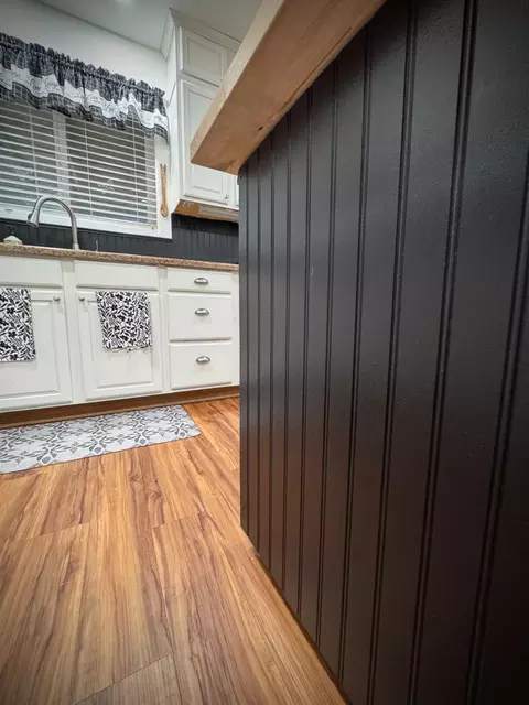 Kitchen - 1535 Melrose Ave, Modesto, CA 95350 photo 6 of 8