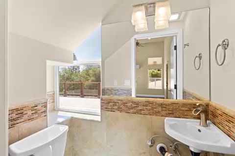 12455 Hallwood Pl, Grass Valley, CA 95949 photo 8