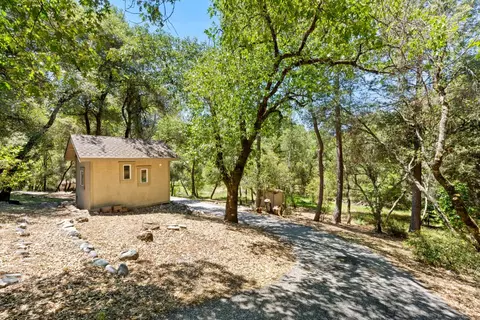 Exterior - 1144 Boole Rd, Applegate, CA 95703 photo 17 of 28