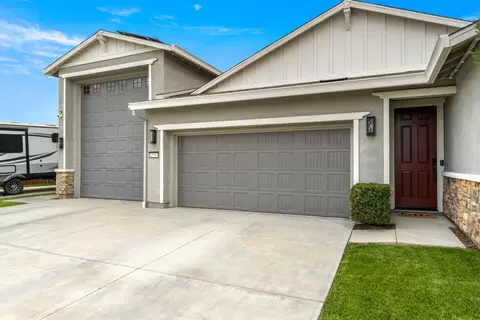 Exterior - 1559 Irish Draught Way, Olivehurst, CA 95961 photo 4 of 9