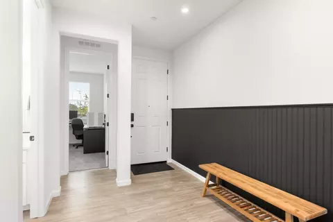 Entry Way - 1559 Irish Draught Way, Olivehurst, CA 95961 photo 1 of 9