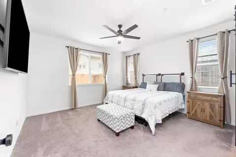 Bedroom - 1559 Irish Draught Way, Olivehurst, CA 95961 photo 2 of 4