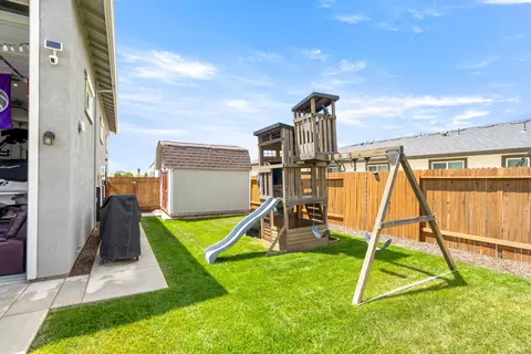 Exterior - 1559 Irish Draught Way, Olivehurst, CA 95961 photo 7 of 9
