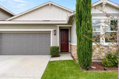 Exterior - 1559 Irish Draught Way, Olivehurst, CA 95961 photo 5 of 9