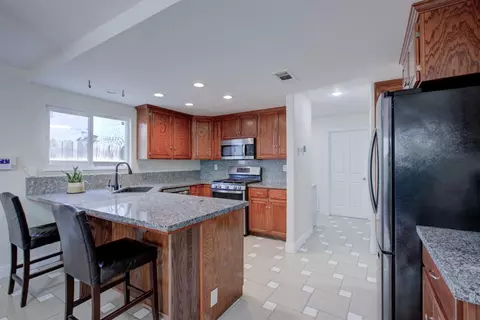 Kitchen - 3151 Andre Ln, Turlock, CA 95382 photo 2 of 4