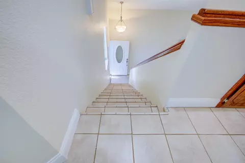 Entry Way - 3151 Andre Ln, Turlock, CA 95382 photo 3 of 3