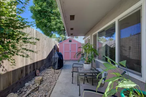 Exterior - 3151 Andre Ln, Turlock, CA 95382 photo 6 of 9