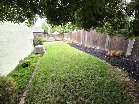 Exterior - 731 Nancy Dr, Ripon, CA 95366 photo 4 of 4