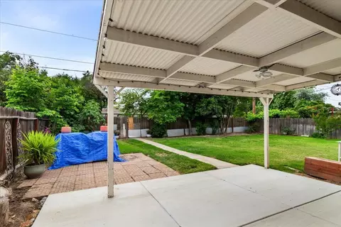 Exterior - 512 Catalina Way, Modesto, CA 95350 photo 6 of 11