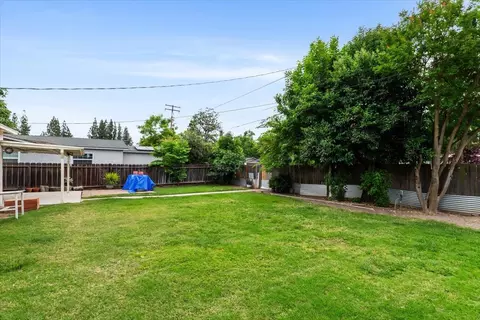 Exterior - 512 Catalina Way, Modesto, CA 95350 photo 10 of 11