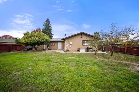 Exterior - 3140 Kellogg Ave, Turlock, CA 95382 photo 3 of 3