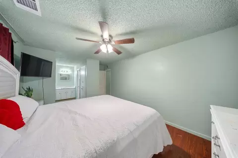 Bedroom - 3140 Kellogg Ave, Turlock, CA 95382 photo 2 of 4