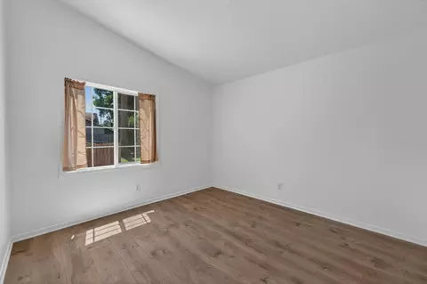 Bedroom - 1155 2nd St, Meridian, CA 95957 photo 4 of 5