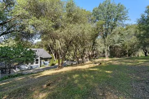 Exterior - 2290 Rising Hill Rd, Placerville, CA 95667 photo 8 of 11