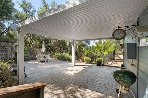 Exterior - 2290 Rising Hill Rd, Placerville, CA 95667 photo 4 of 11
