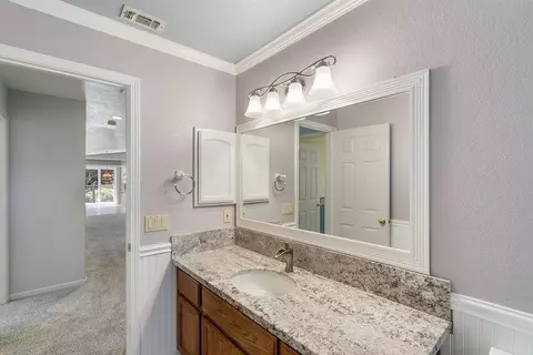 Bath - 2290 Rising Hill Rd, Placerville, CA 95667 photo 4 of 5