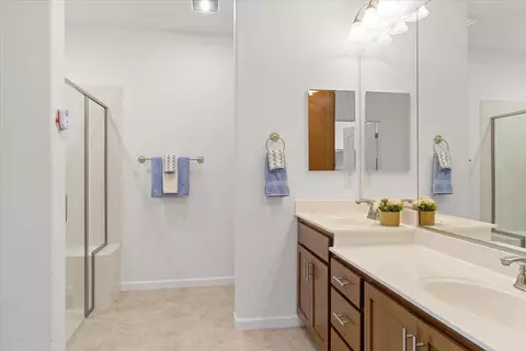 Bath - 1419 Cypress Ln, Placerville, CA 95667 photo 1 of 2