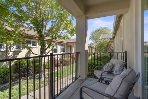 Exterior - 1419 Cypress Ln, Placerville, CA 95667 photo 2 of 3