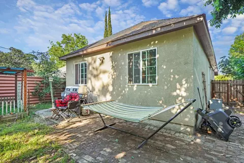 Exterior - 223 Rush St, Lodi, CA 95240 photo 6 of 7