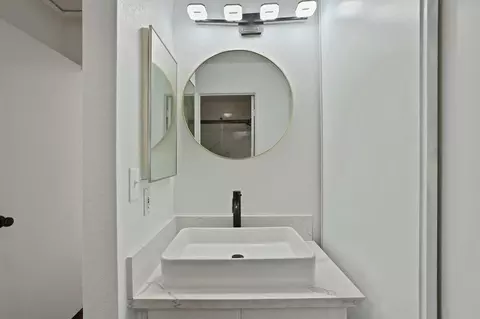 Bath - 506 Harvey Way, Bay Point, CA 94565 photo 3 of 4