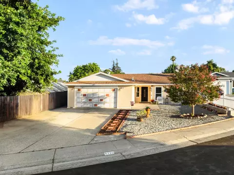 5720 Bryce Canyon Pl, Sacramento, CA 95842